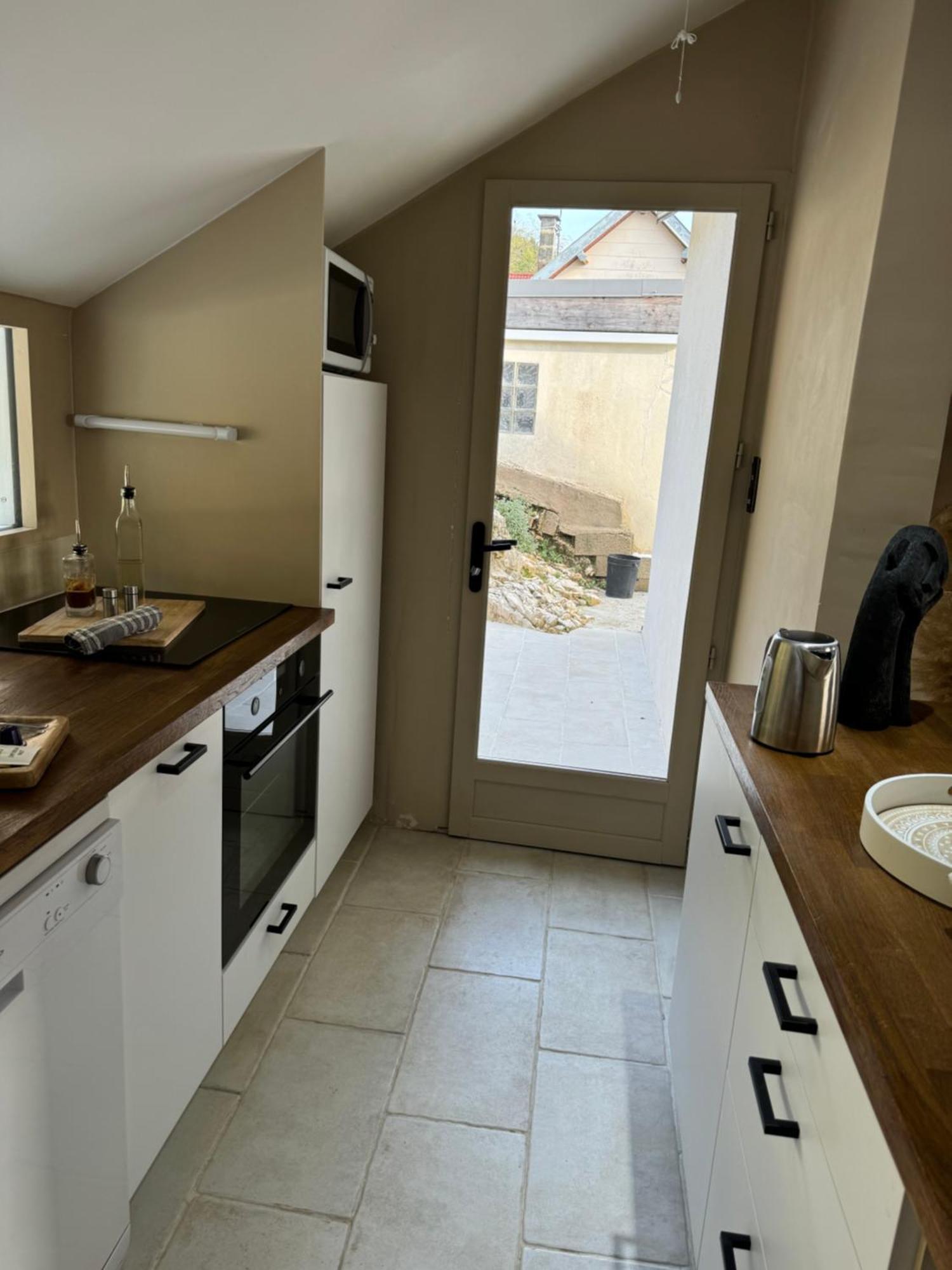 Maison Au Bord De L'Eau Les Roches Rochefort-sur-Nenon Екстериор снимка