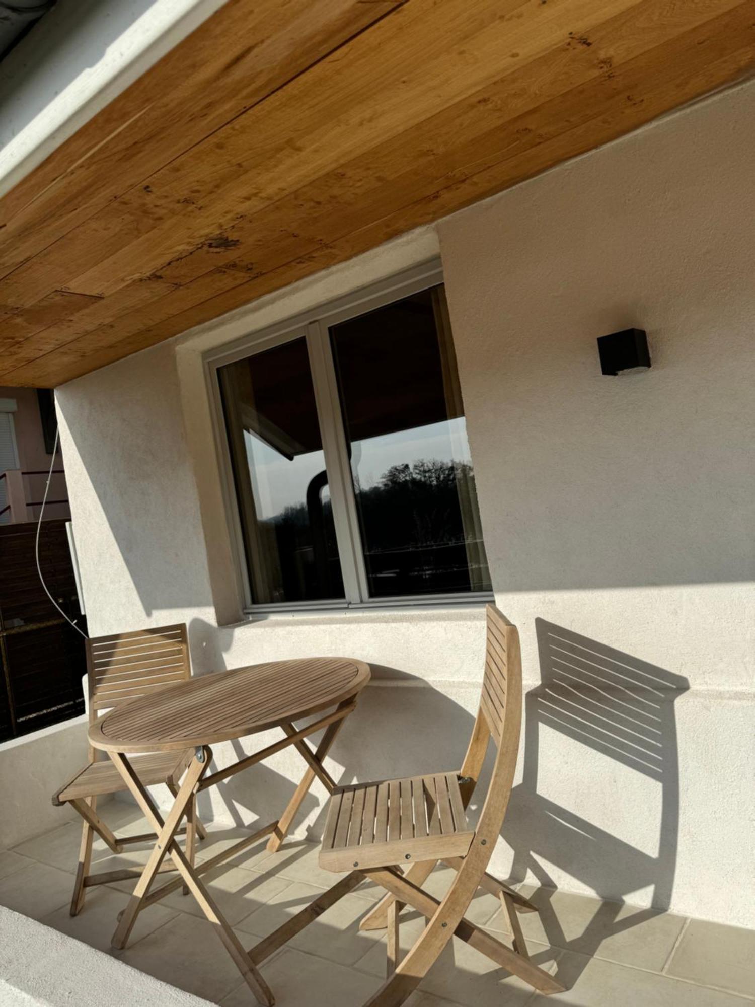 Maison Au Bord De L'Eau Les Roches Rochefort-sur-Nenon Екстериор снимка